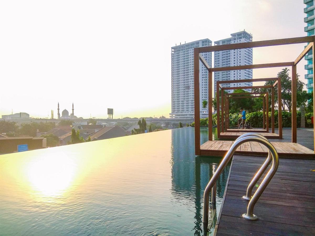 Apartemen New Furnished Grand Kamala Lagoon By Travelio